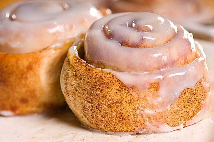 Cinnamon Rolls for Sunday Family Breakfasts: A Delicious Option