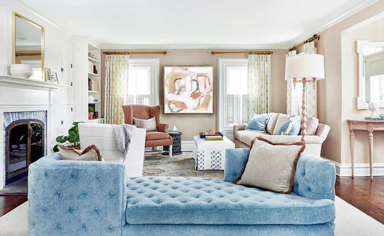 6 Tips When Decorating Your Main Living Room